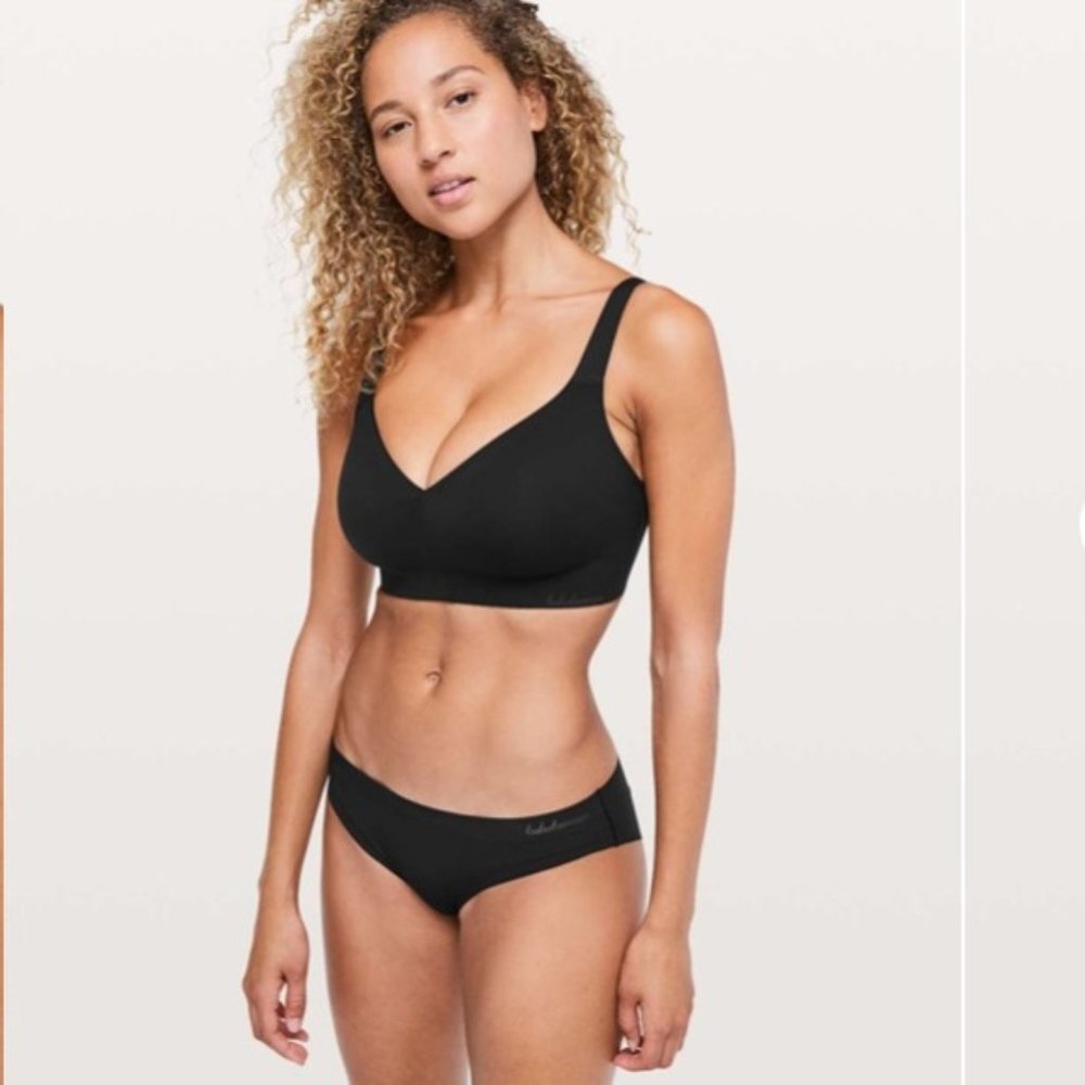 ❗️SOLD❗️2018 Lululemon Like Nothing Bra - Picture 2 of 7